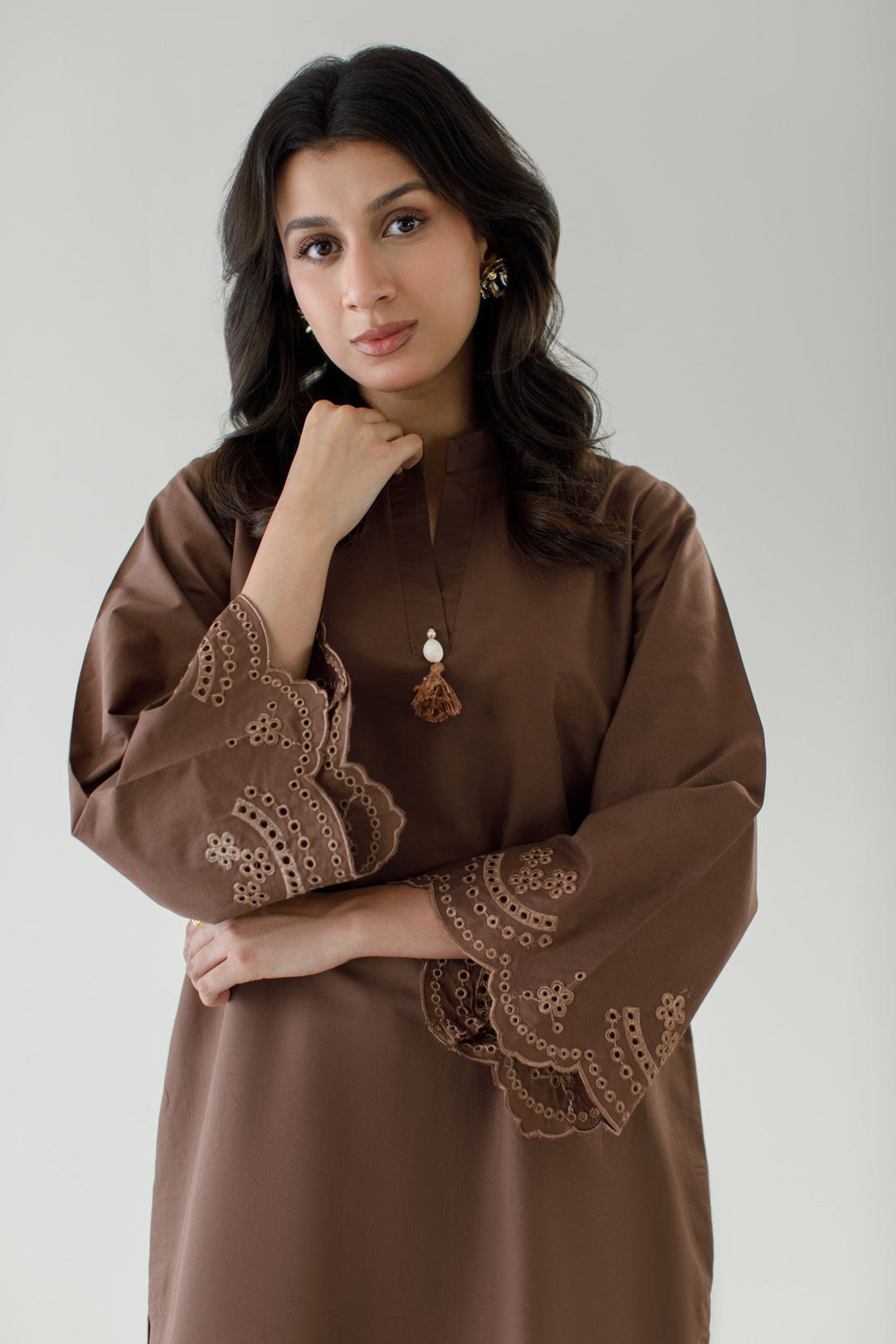 Mocha Schiffli 2-Piece Set