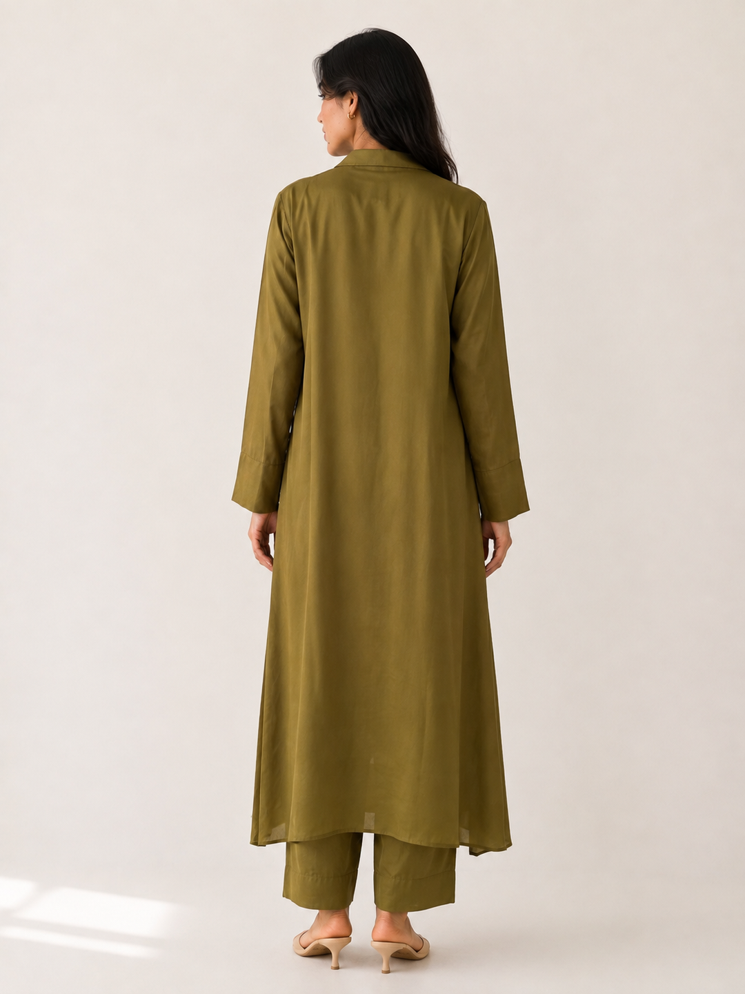 Basil Raw Silk 2 Piece Set