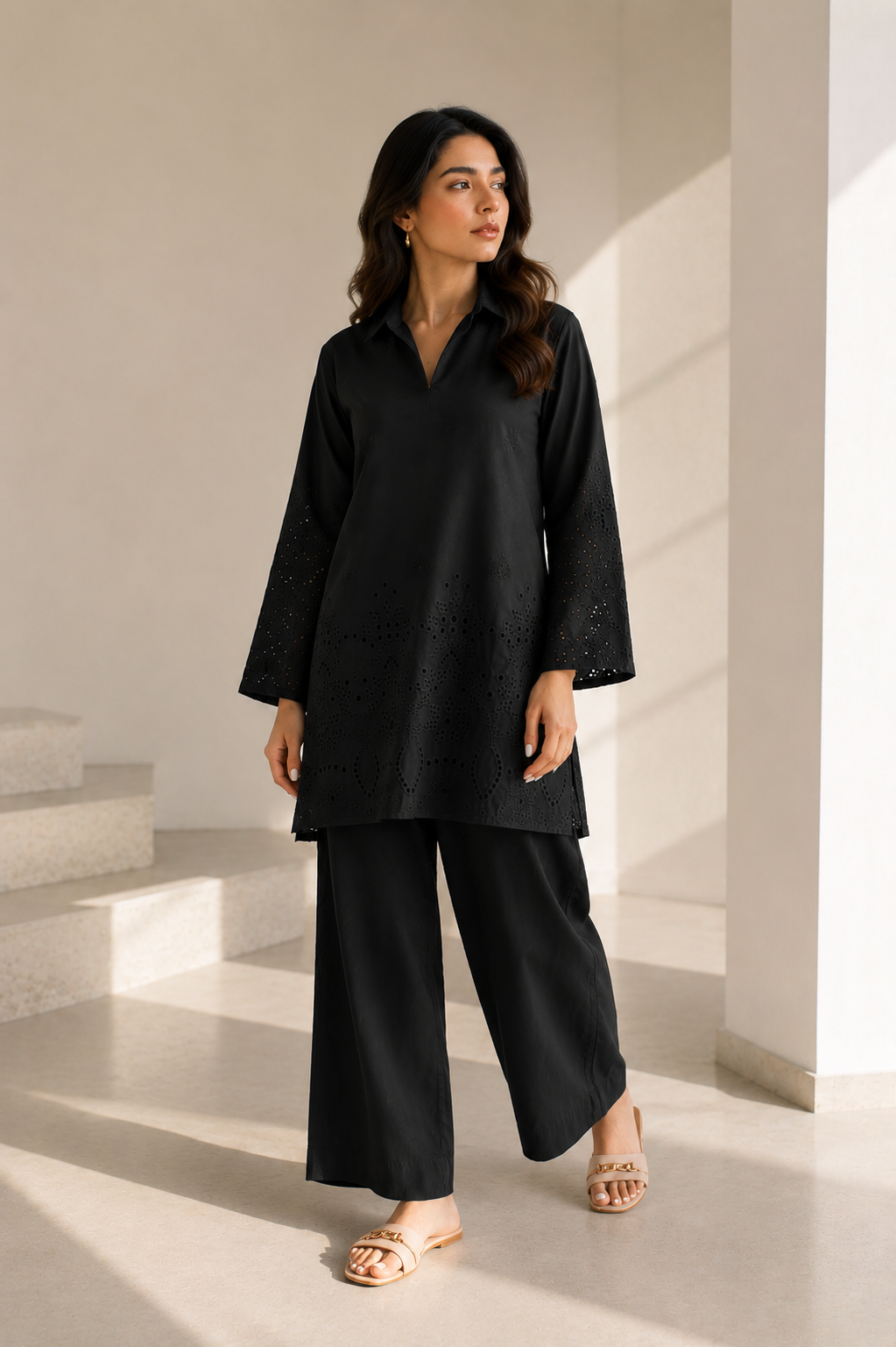 Black 2-Piece Schiffli Set - 01