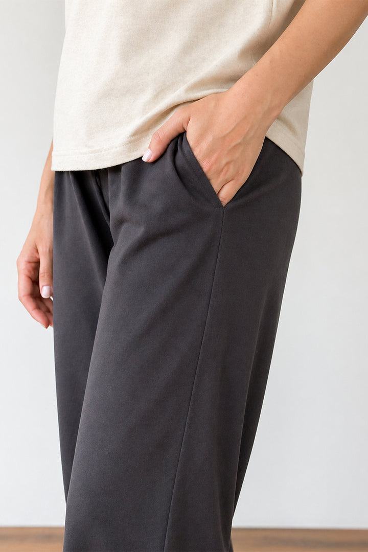STRAIGHT LEG TROUSER