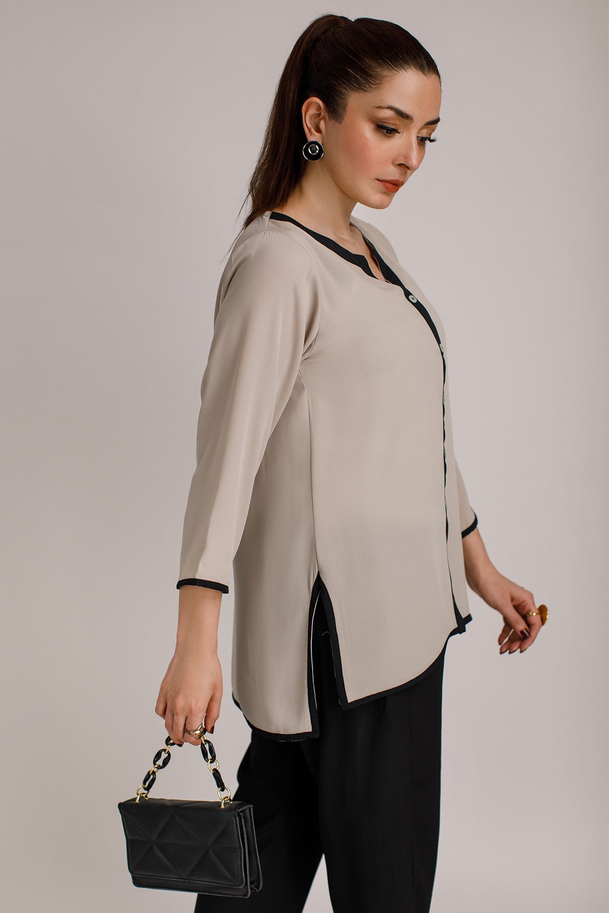 Ivory Crepe Top - Peach Republic