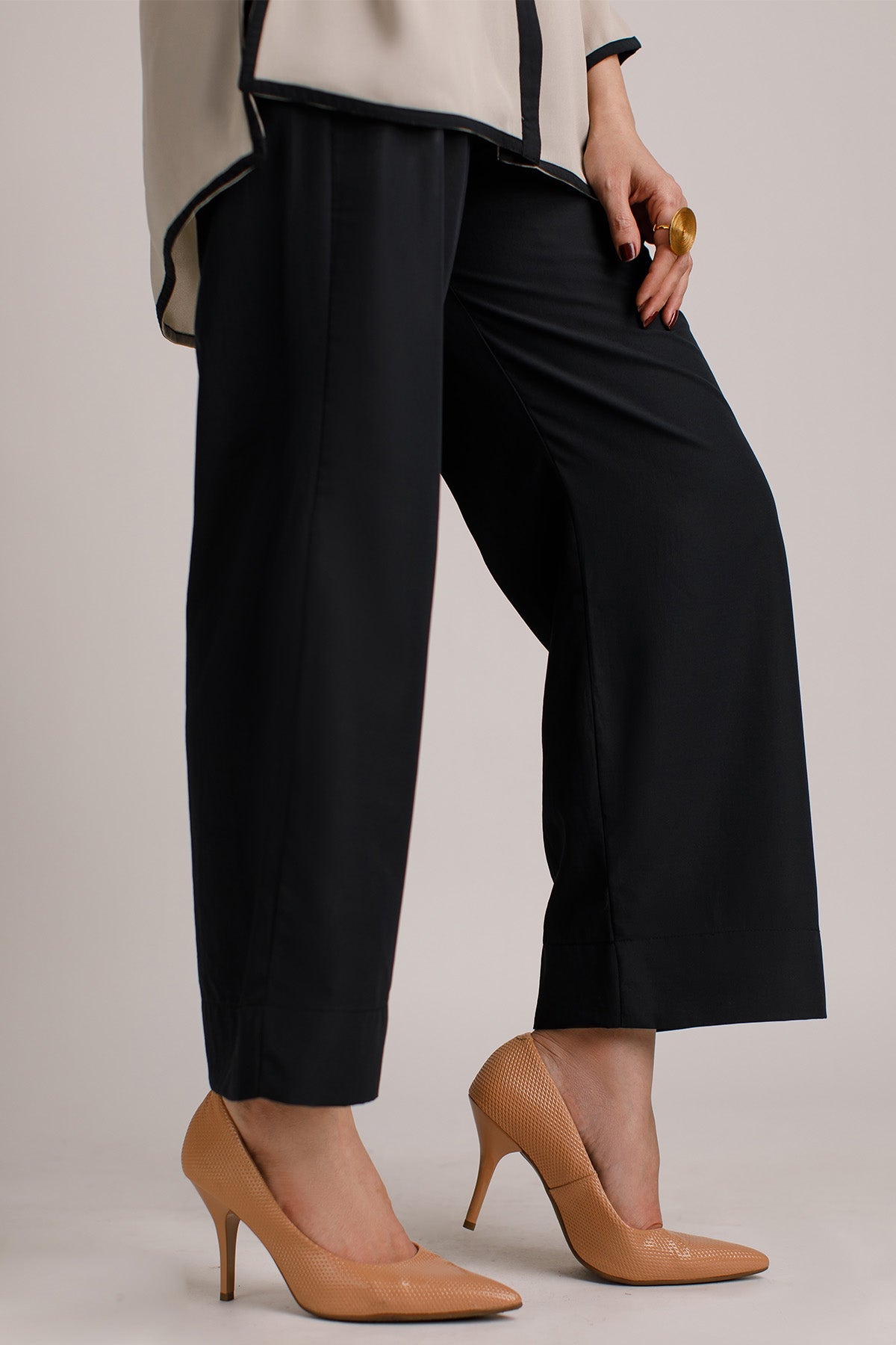 Plain Black Trouser - Peach Republic