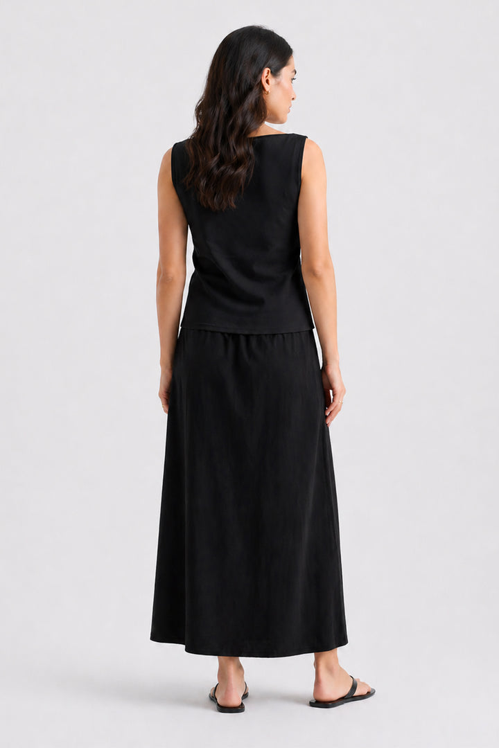 BLACK STRAIGHT SKIRT
