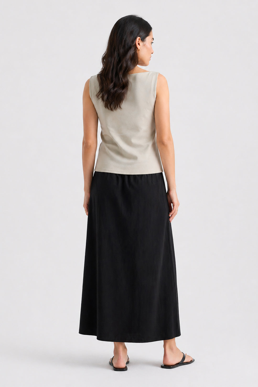 BLACK STRAIGHT SKIRT