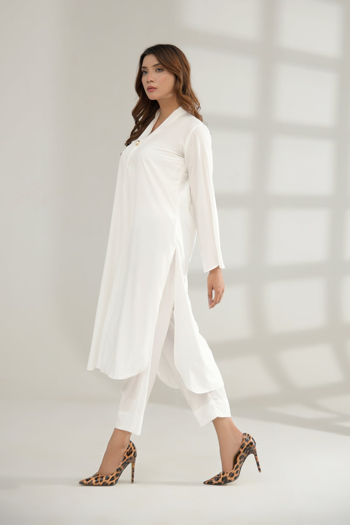 Elegant White Grip Dress - Peach Republic